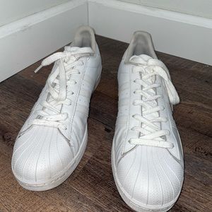 ADIDAS Men’s White Shoes// Superstar Size: 13